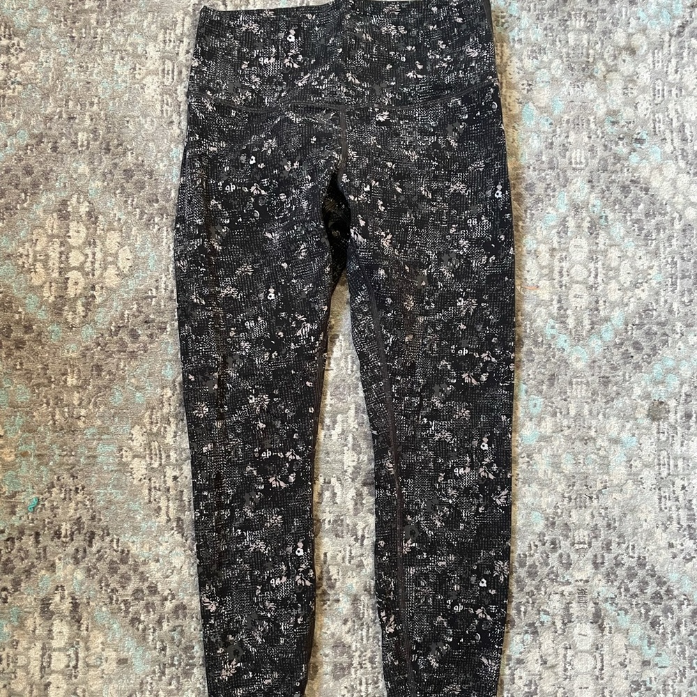 Lululemon leggings 1